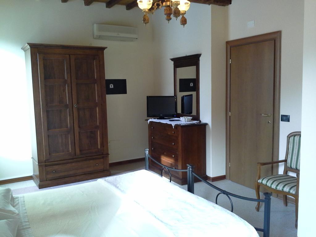 Le Stanze Sul Po Ferrara Quarto foto